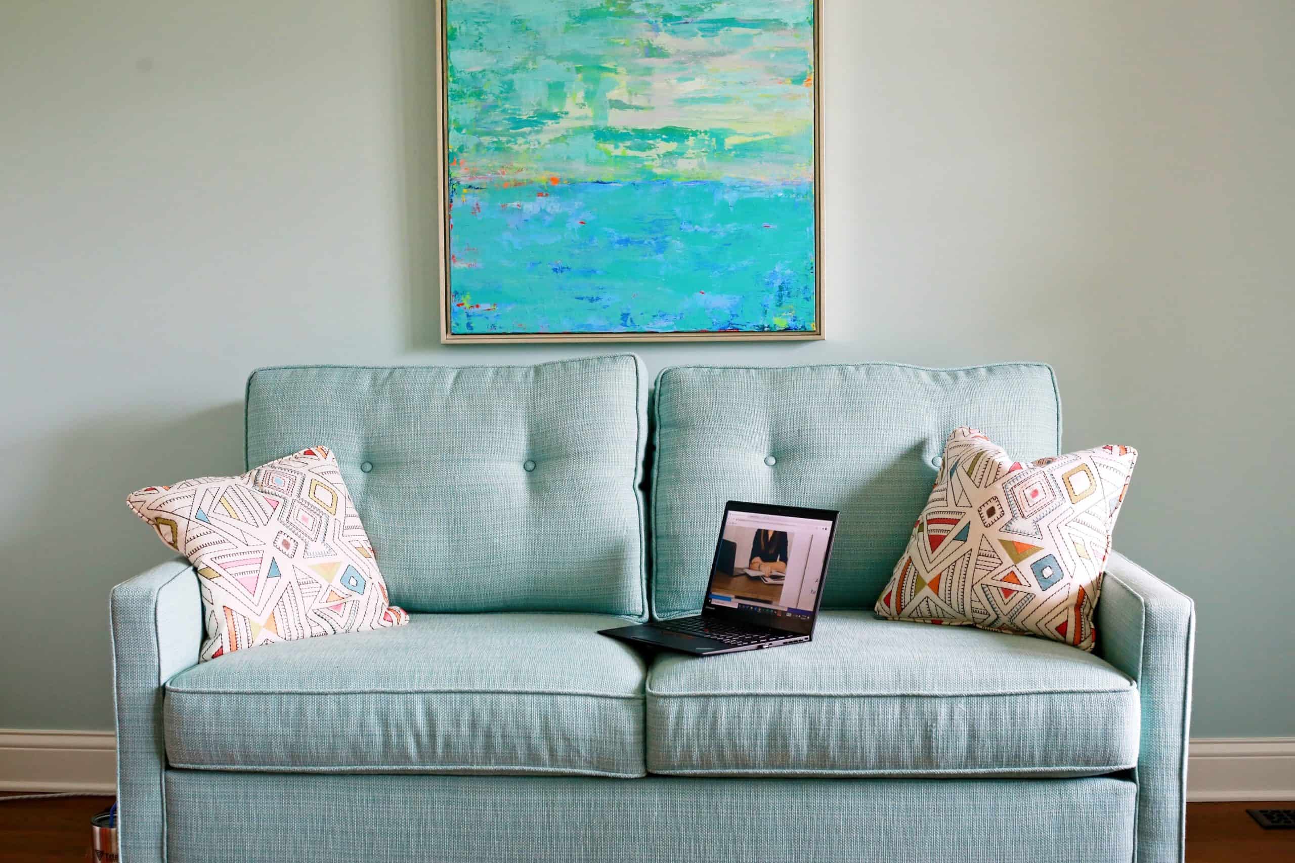 Couch in an office. A comfortable place to sit while getting affordable therapy in St. Louis, MO from one of Marble Wellness's graduate interns.